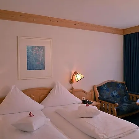 Parkhotel Zum Stern 4*